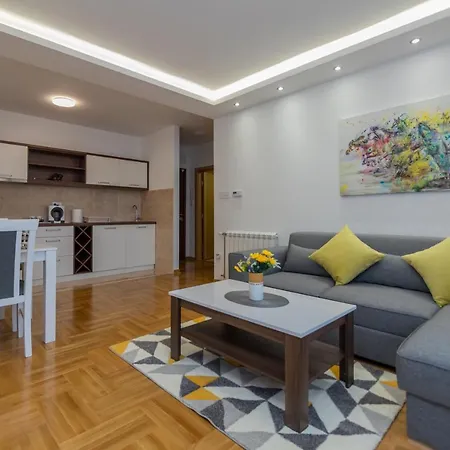 Apartman Bora Bora *